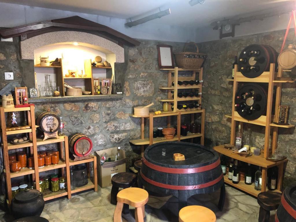 Seoski Turizam Melovic Rozanstvo Ngoại thất bức ảnh