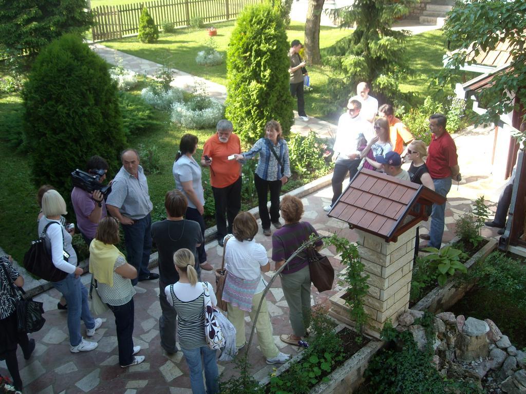 Seoski Turizam Melovic Rozanstvo Ngoại thất bức ảnh