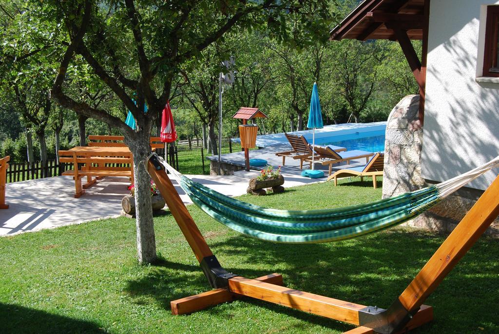 Seoski Turizam Melovic Rozanstvo Ngoại thất bức ảnh