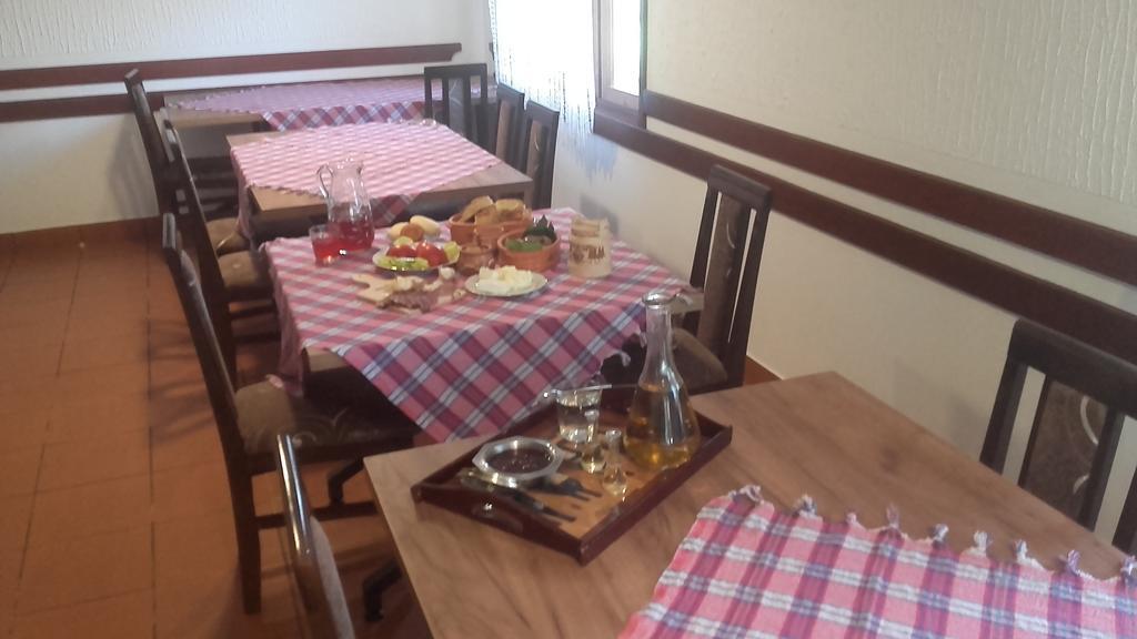 Seoski Turizam Melovic Rozanstvo Ngoại thất bức ảnh